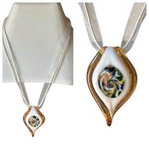 🎈Glass spiral abstract necklace